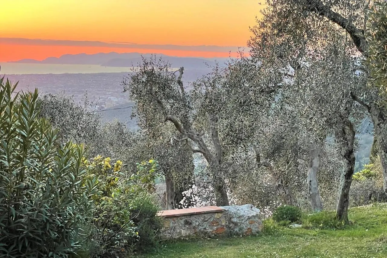 Villa Fiorita, Monteggiori Santa Lucia  Holiday home Santa Lucia (Lucca)